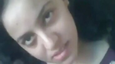 কালো ষাঁড় দ্বারা নেওয়া সাদা স্ত্রী বাংলা চোদাচুদি